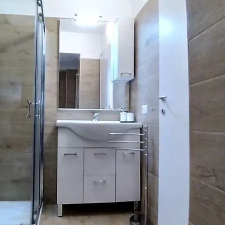 Appartement Quiet And Charming In The Centre With Air Conditioned Como