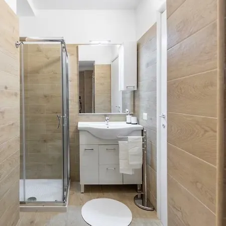 Quiet And Charming In The Centre With Air Conditioned Lejlighed *