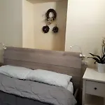 Quiet And Charming In The Centre With Air Conditioned Апартаменты